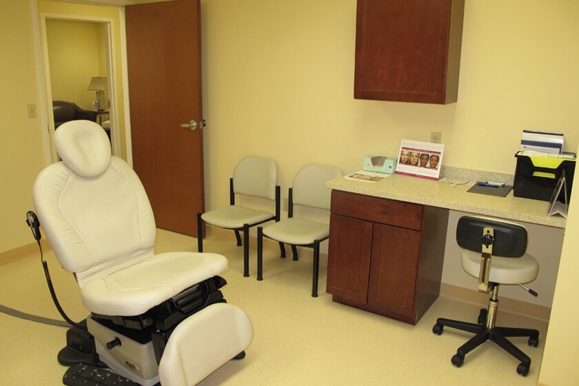 Consult and Procedure Room